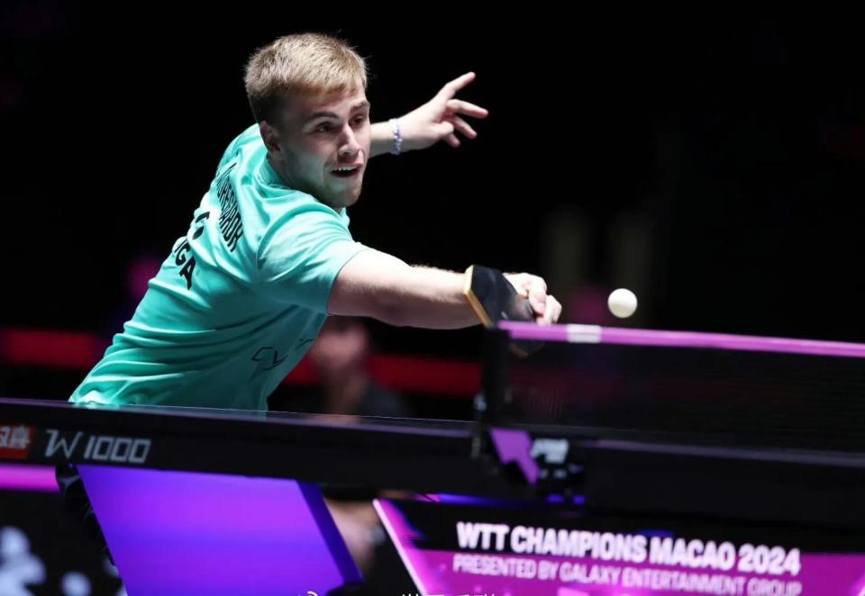 经验丰富的 经验丰富的